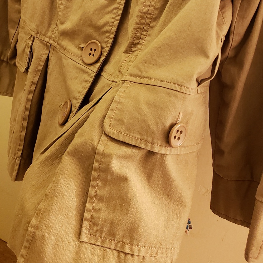 FOREVER 21. - Picture 4 of 6